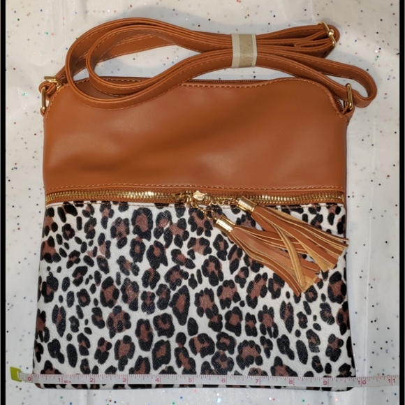 ‼️CLEARANCE PRICE FIRM‼️🎉💥Vegan Leather💥🎉 - Picture 7 of 8